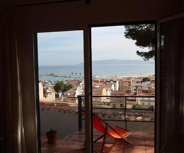 Lägenhet Islas Medas Wifi Y Parking Gratis