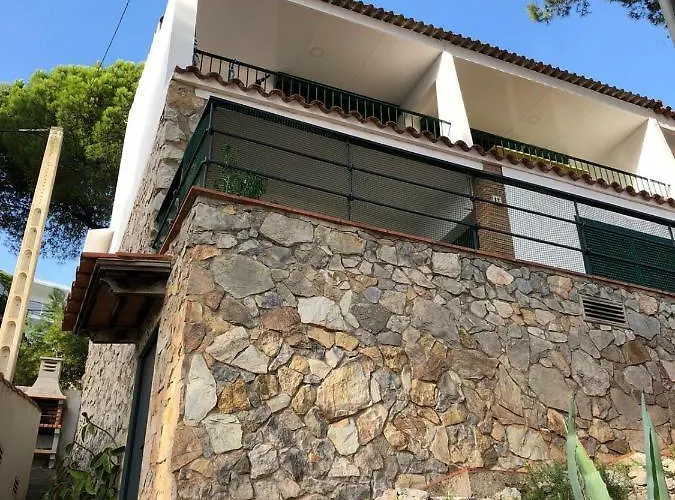 Islas Medas Wifi Y Parking Gratis *